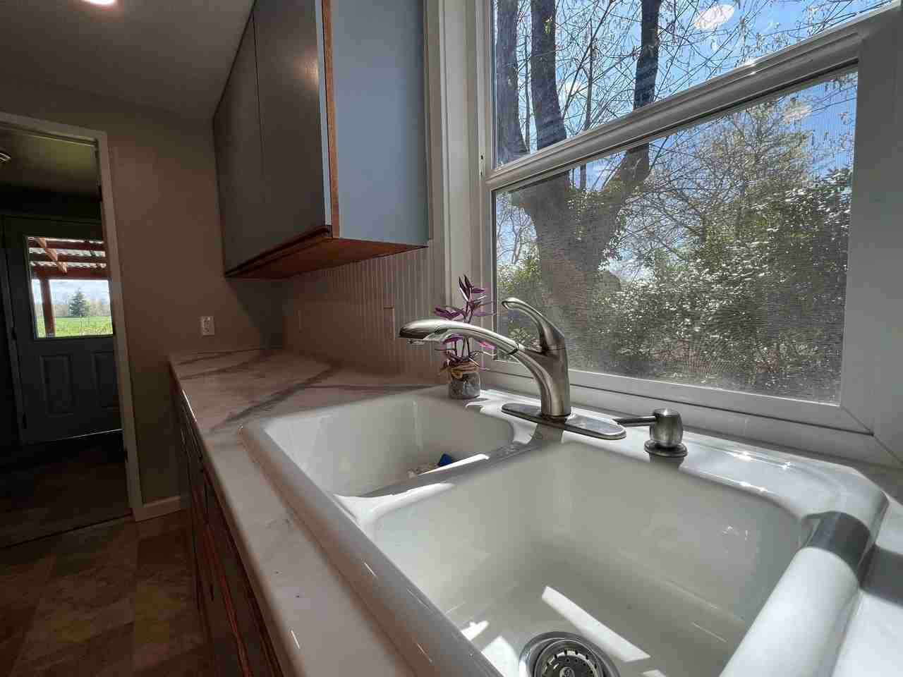 29364 Talbot St - Photo 4 of 31