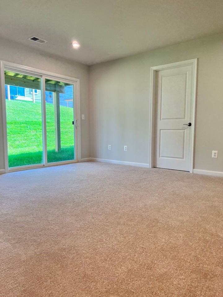 4511 Dupree St - Photo 3 of 26