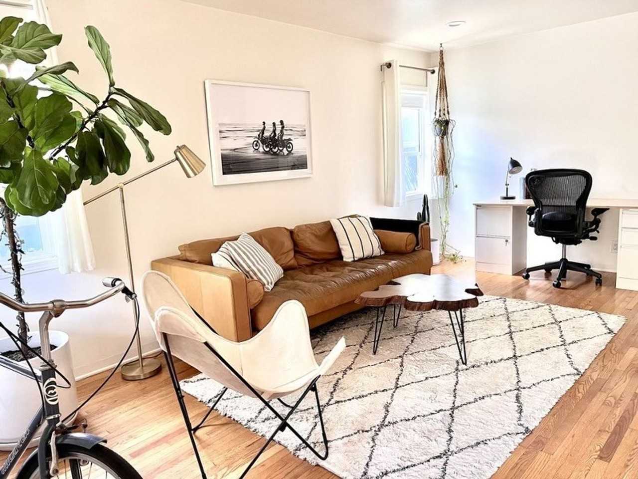 1147 Van Buren Ave - Photo 3 of 12