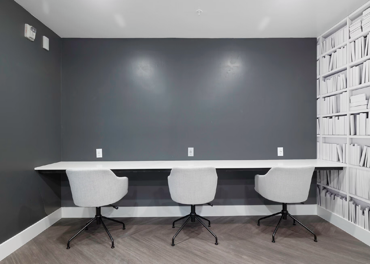 The FreeHand Provo - Photo 2 of 32