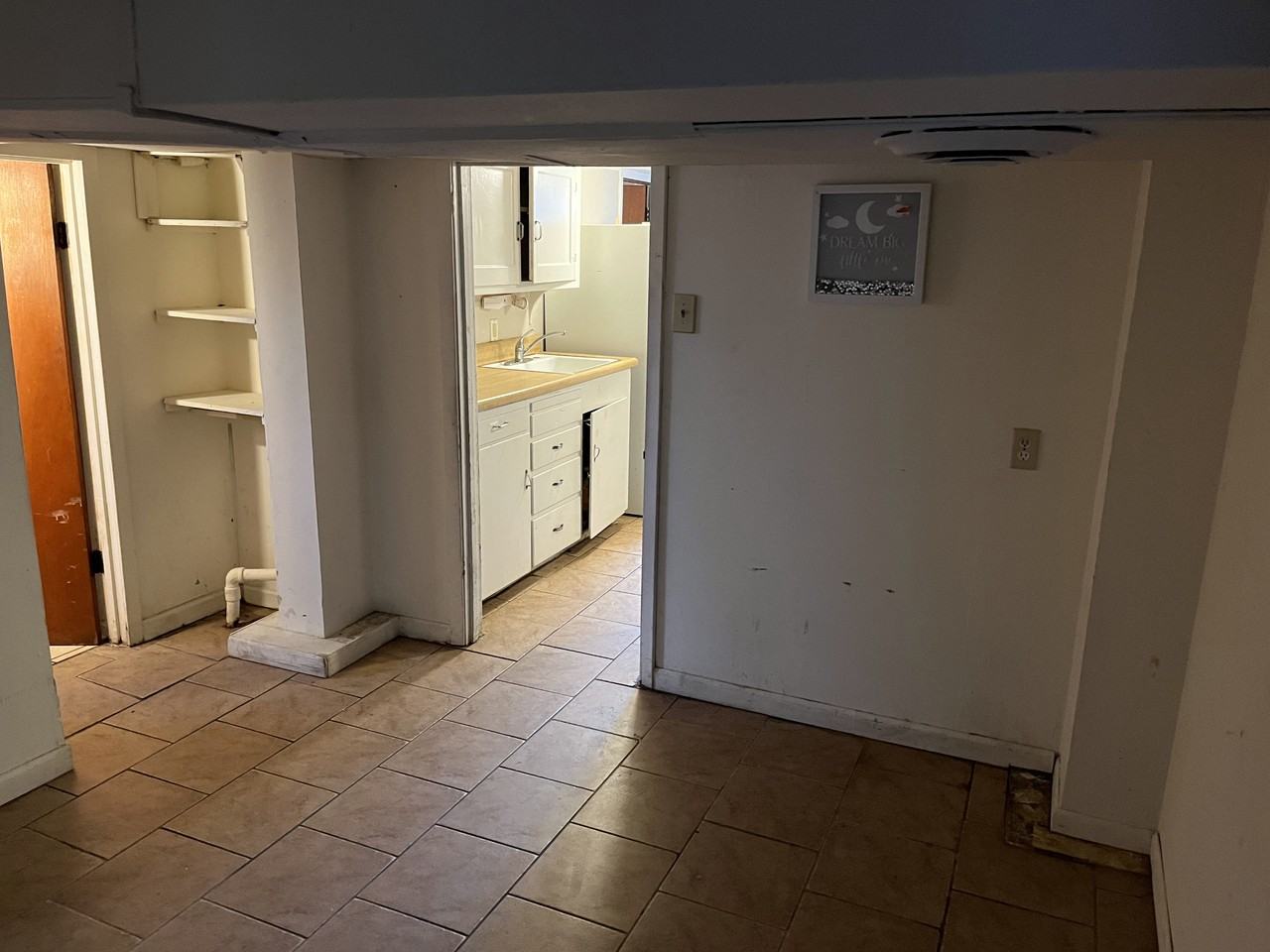 1123 Oakland Ave #1B - Photo 3 of 8