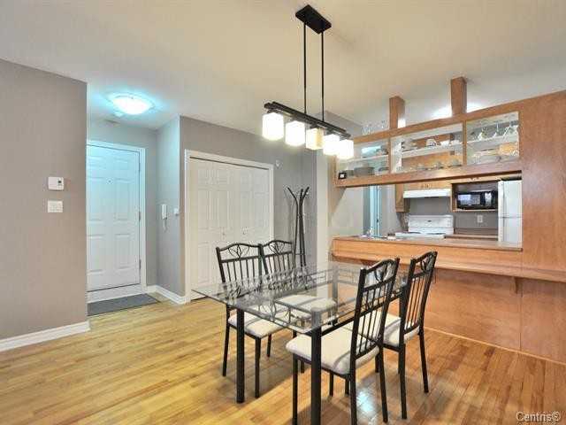 1470 Rue Wolfe #2 - Photo 3 of 14