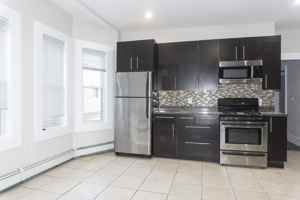 featured image of 3149 Washington St #3