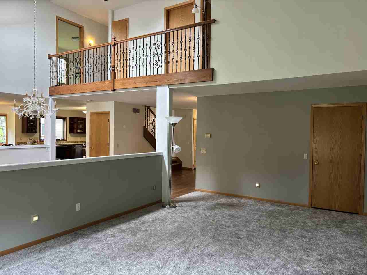 3705 Spring Hill Ct #NA - Photo 3 of 44