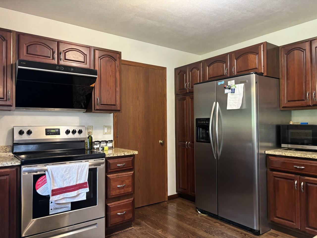 3705 Spring Hill Ct #NA - Photo 6 of 44