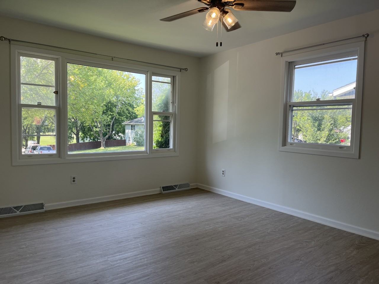 1401 S Thompson Dr #1401 - Photo 3 of 16