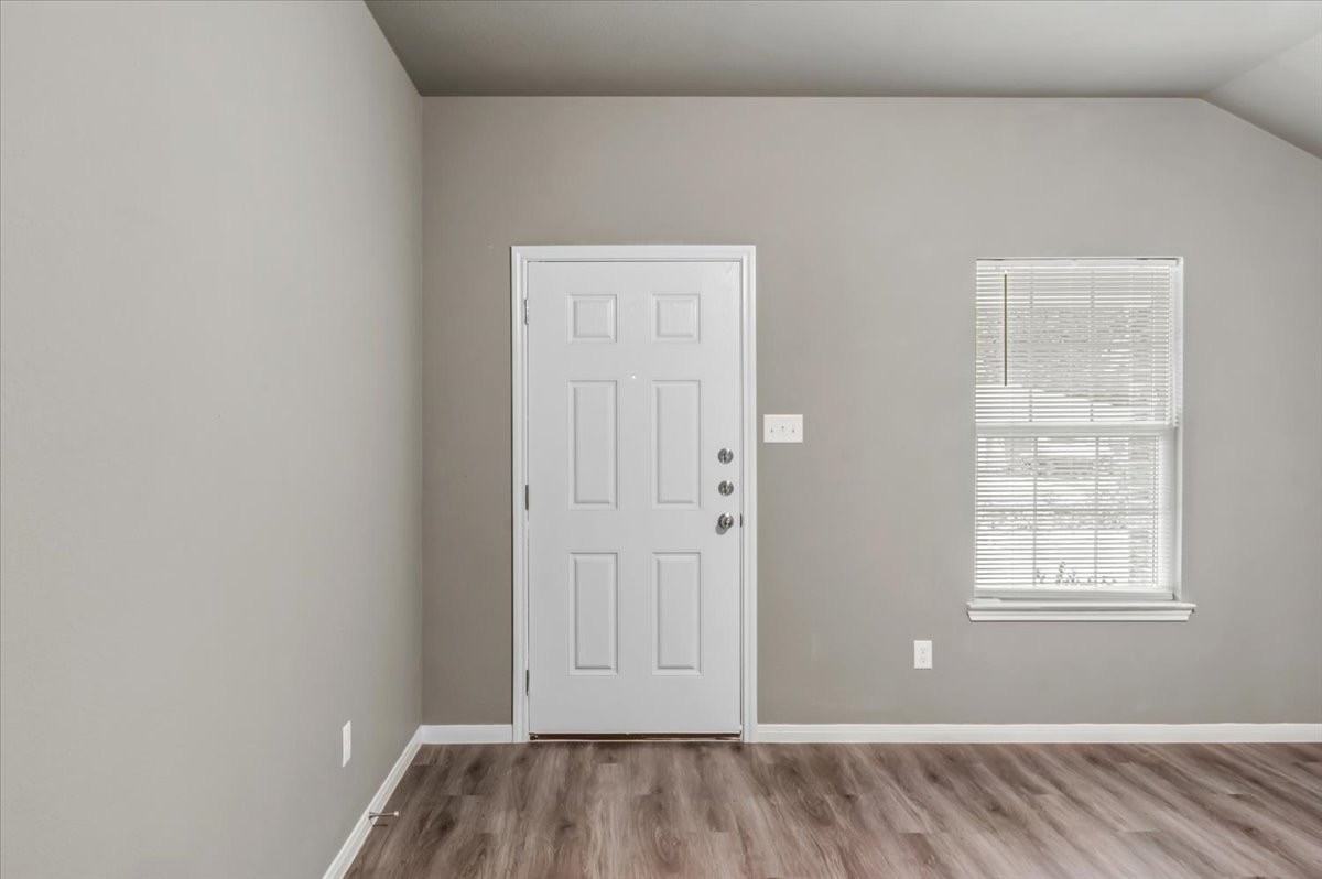 1407 Natchez Trl #B - Photo 5 of 19