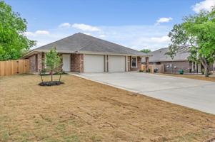 featured image of 1407 Natchez Trl #B