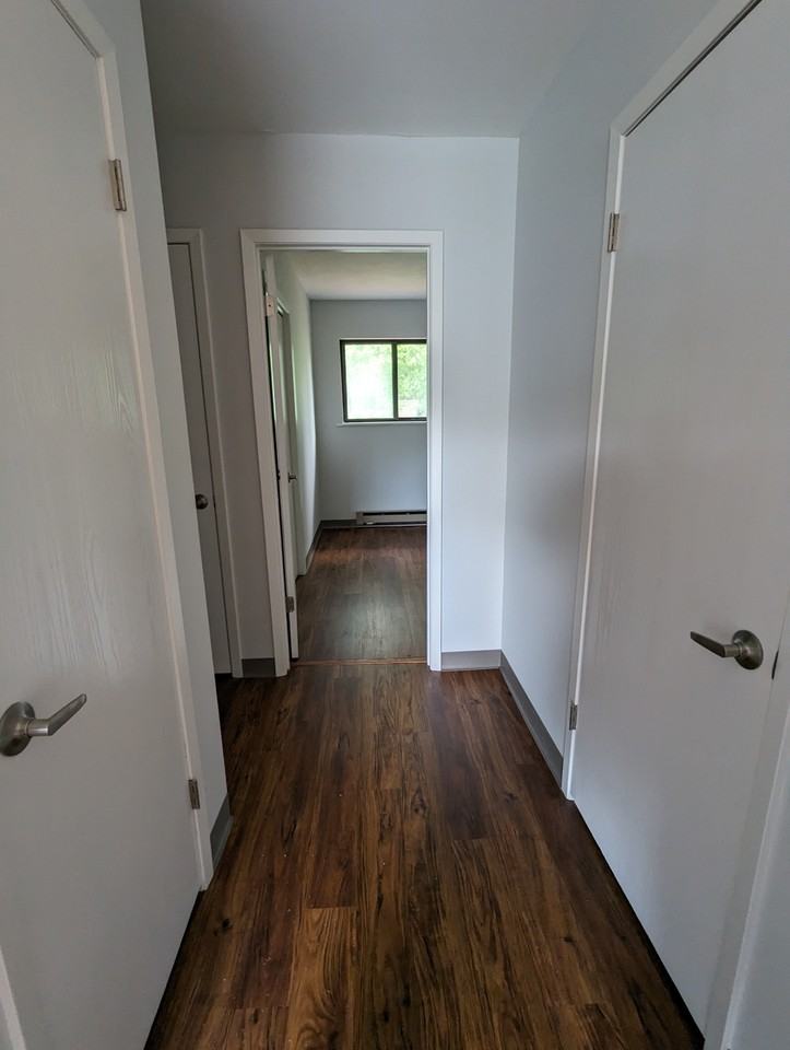 410 N State St #L3 - Photo 4 of 14