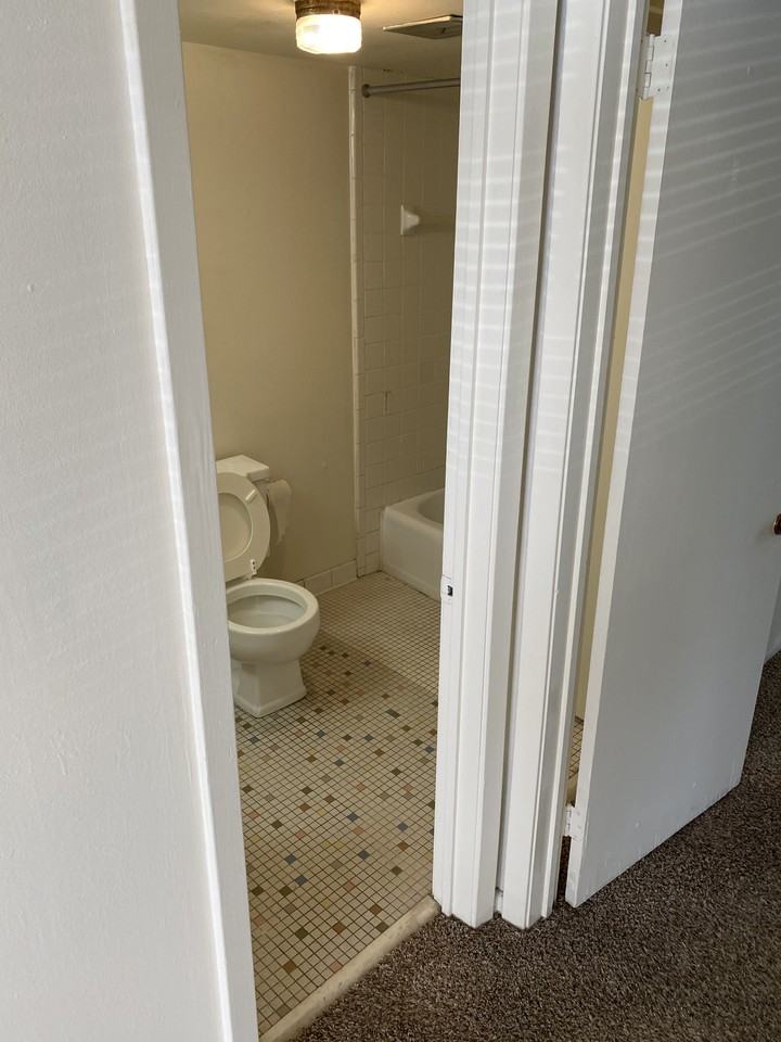 1324 11th Ave S #A - Photo 3 of 8