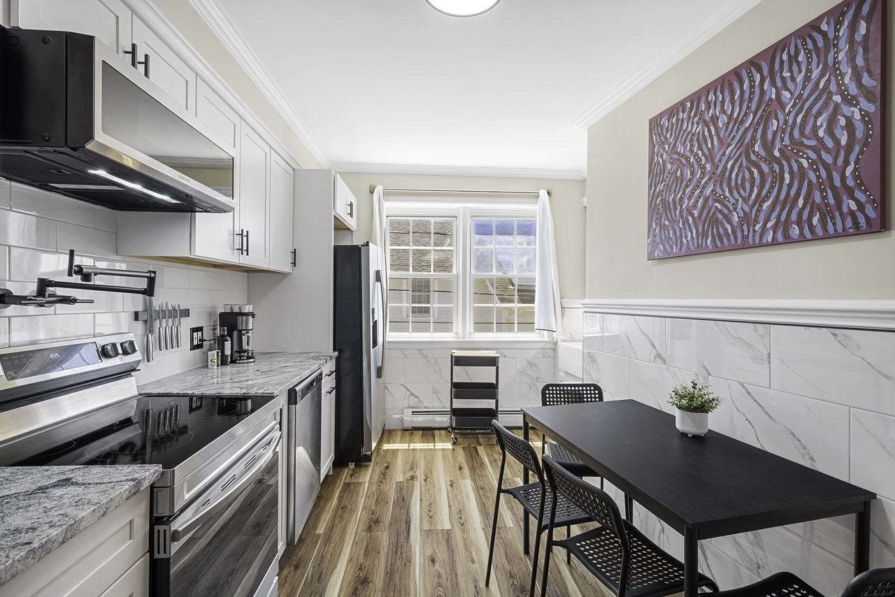 3 Pearl St #A - Photo 2 of 23