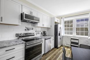 3 Pearl St #A - Photo 1 of 1