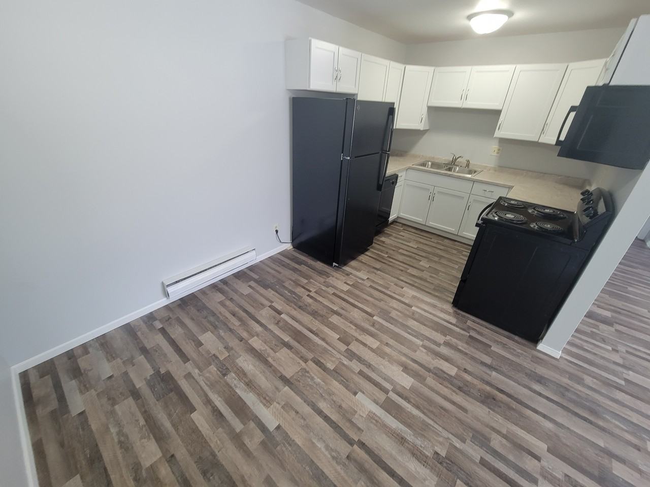 1722 La Crescent St #72 - Photo 2 of 15