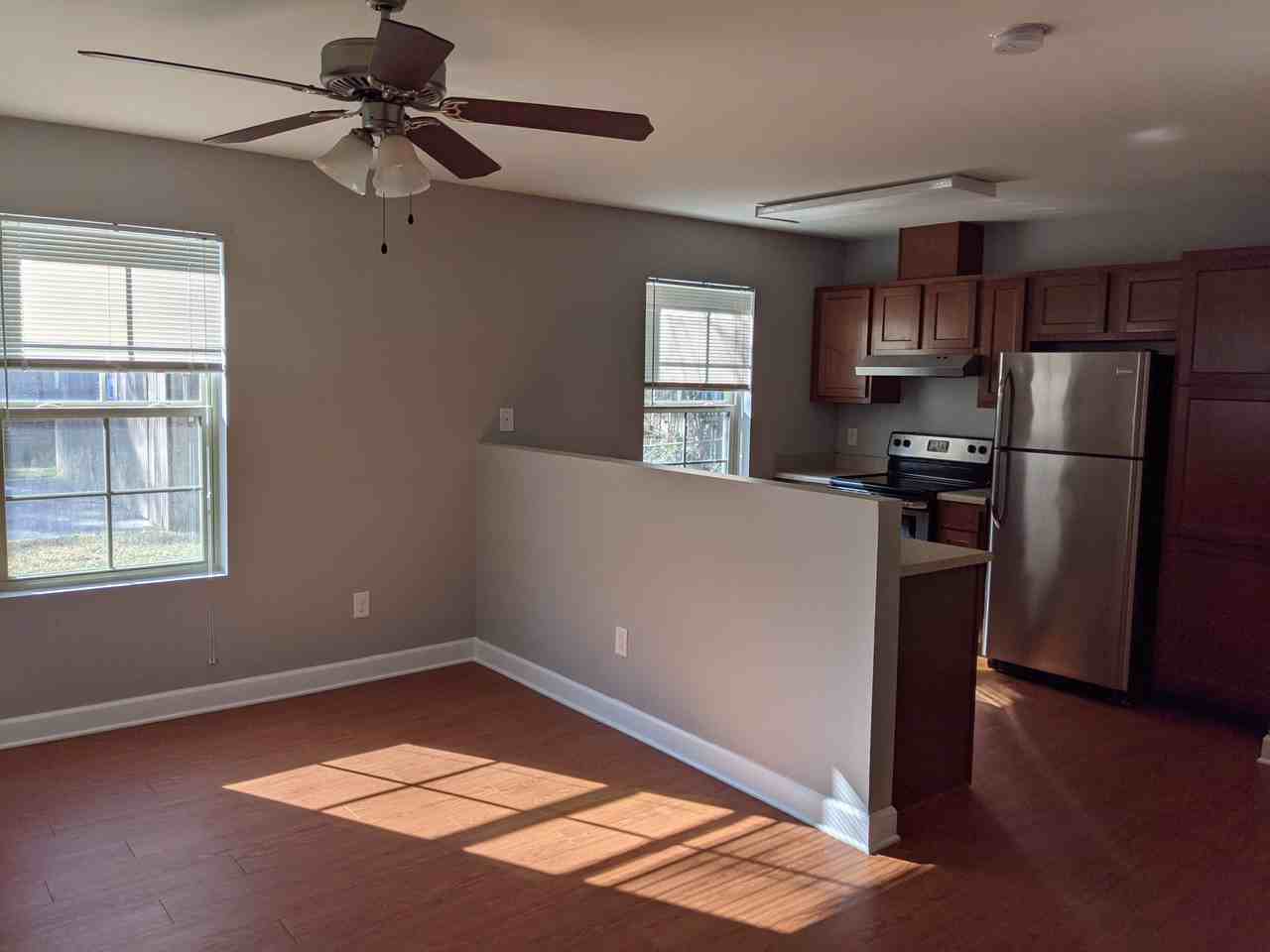 108 Victoria Ridge 108 Mckeough Ave #7 - Photo 2 of 11