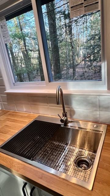 15 Norfolk Court - Photo 2 of 34