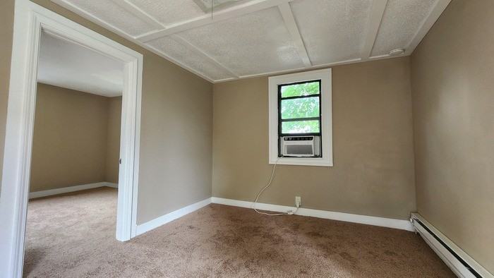 1337 1/2 Fairview Ave - Photo 2 of 4