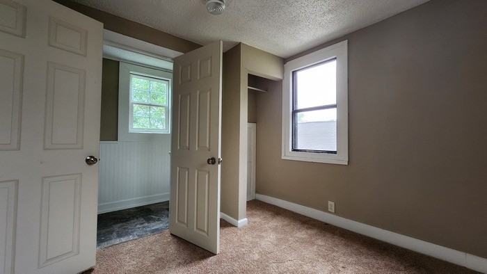 1337 1/2 Fairview Ave - Photo 3 of 4