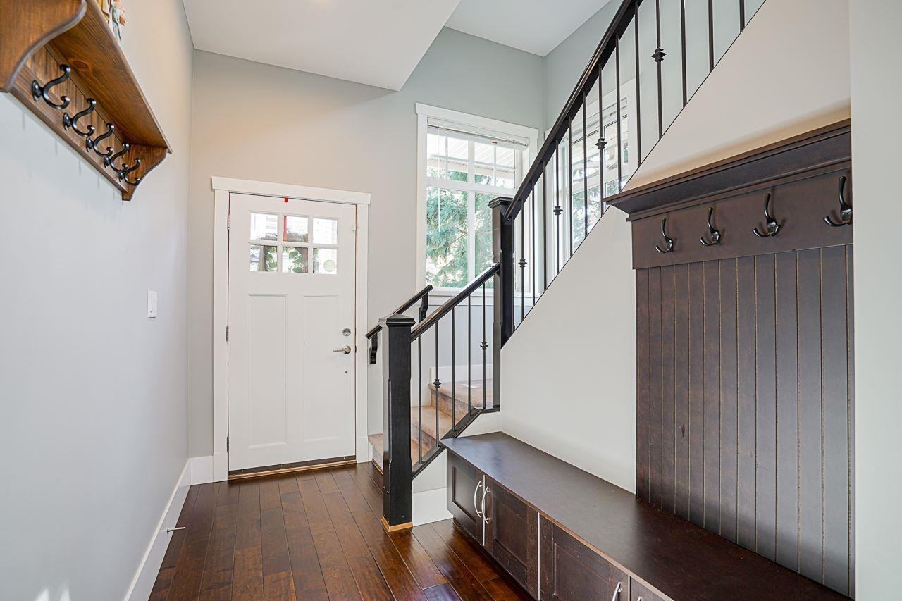 2453 163 Street #10 - Photo 4 of 18