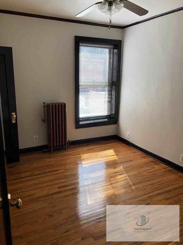 846 W Montrose Ave #610 - Photo 6 of 16