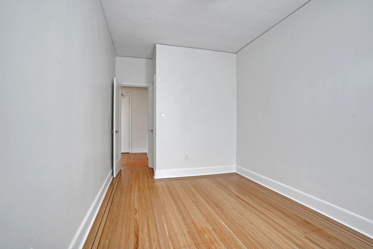 The Thirville - Photo 3 of 23