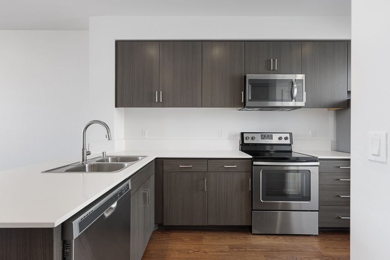 17th Place Townhomes - Photo 2 of 21