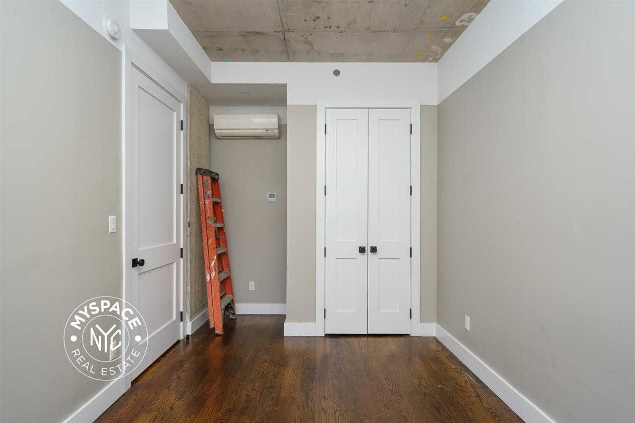 187 Kent Ave #302 - Photo 4 of 24