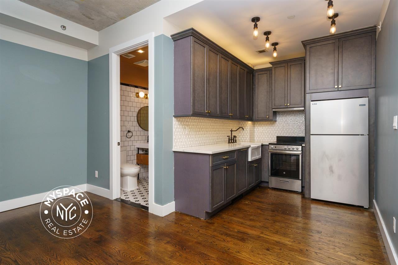 187 Kent Ave #302 - Photo 6 of 24