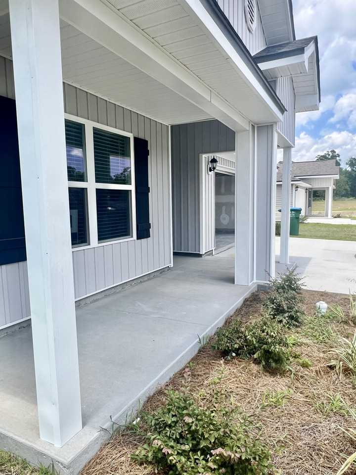 321 Dellwood Rd #1 - Photo 3 of 33