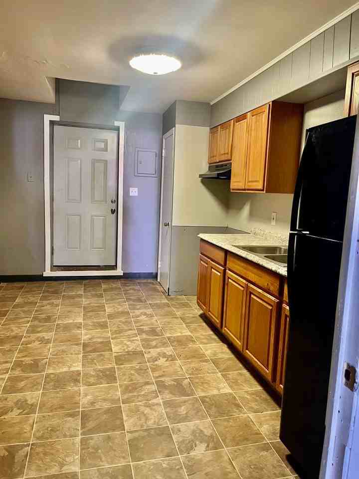 418-422 Locust St - Photo 4 of 13