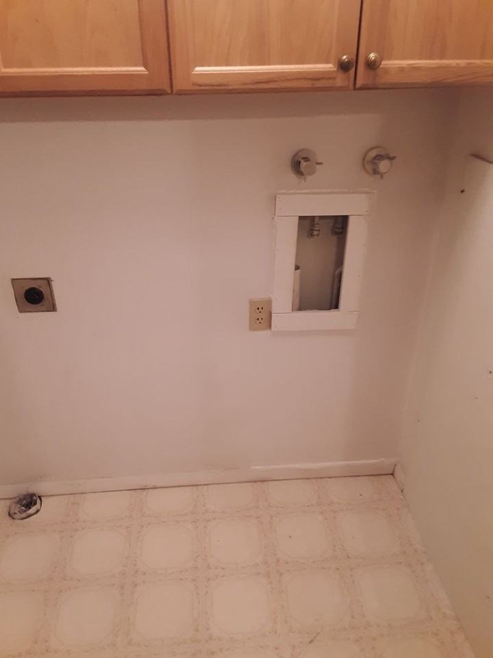 US 11 Larkspur Dr. - Photo 3 of 6