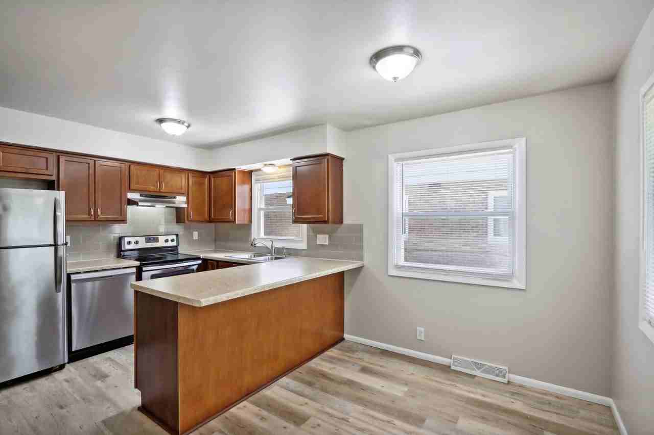 6437 Powell Pl - Photo 2 of 25