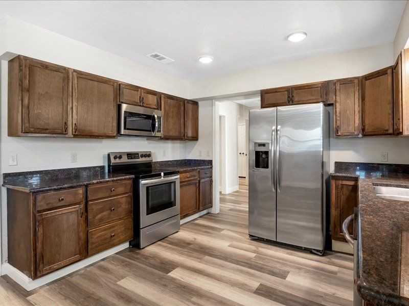 103 South Highland Avenue #1 - Photo 7 of 21