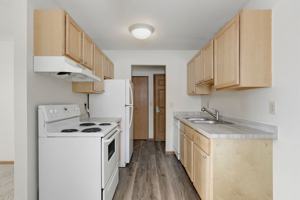 featured image of 3898 Valley View Dr S