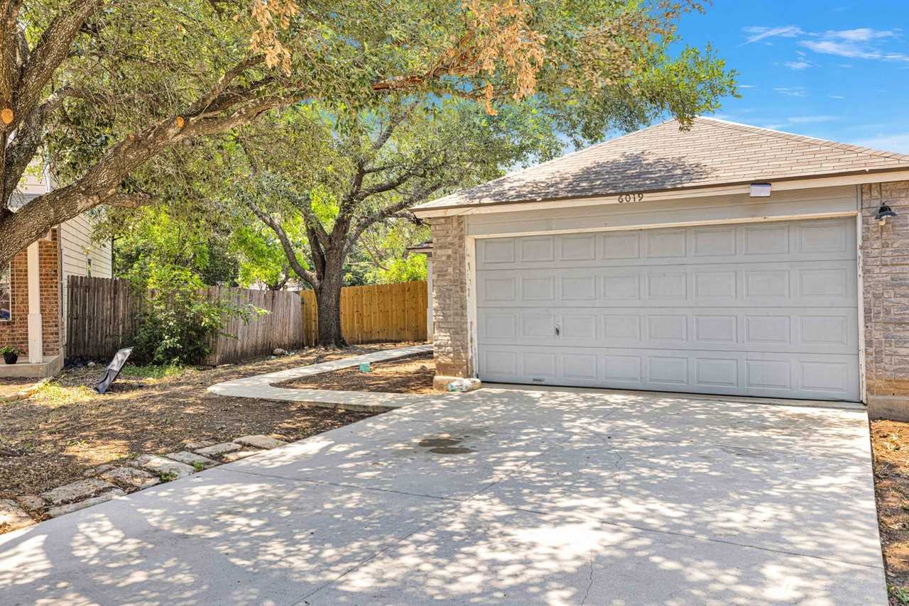 6019 Old Corral - Photo 3 of 19