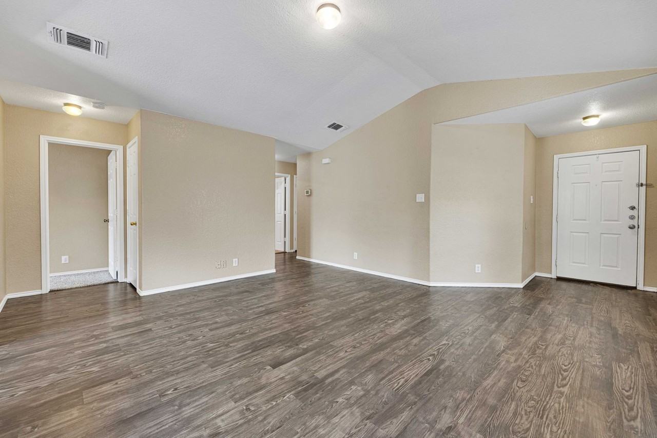 6019 Old Corral - Photo 5 of 19