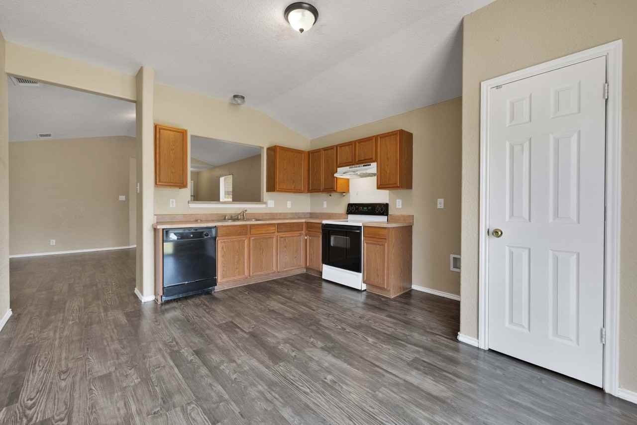 6019 Old Corral - Photo 7 of 19