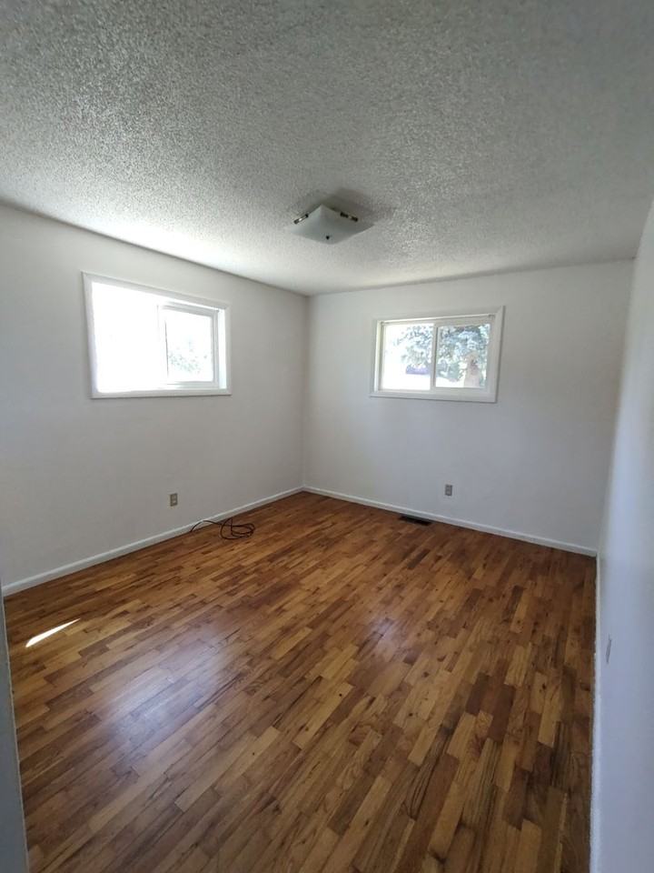345 Cook St - Photo 3 of 16