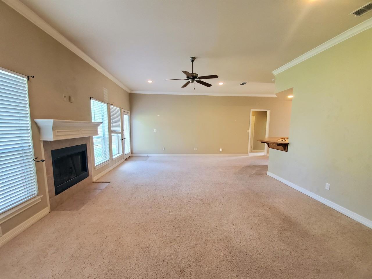 208 Amanda Ct #1 - Photo 7 of 18