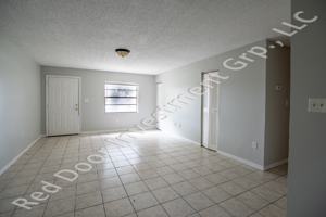 featured image of 1127 Beecher St