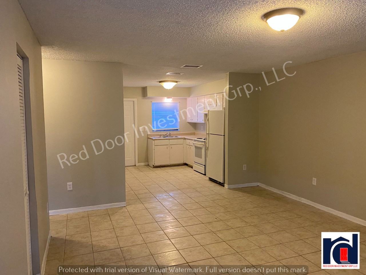 1127 Beecher St - Photo 4 of 30