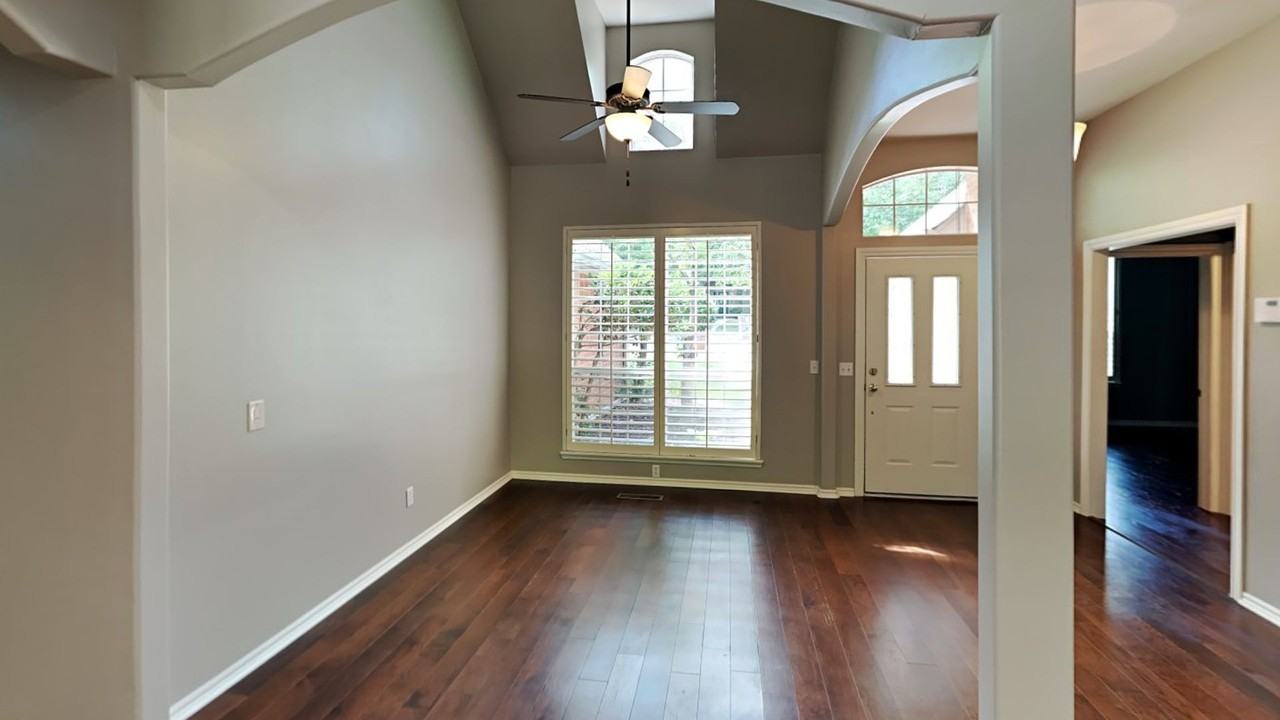 741 Fox Bend Trl - Photo 6 of 25