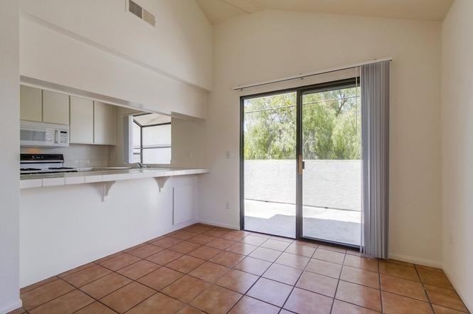 2252 Felspar St #3 - Photo 5 of 24