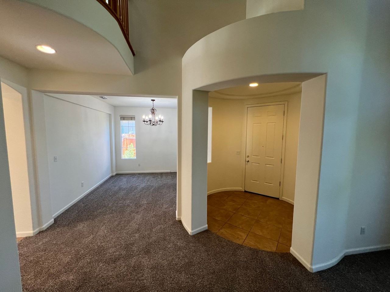 6082 Connery Dr - Photo 4 of 19
