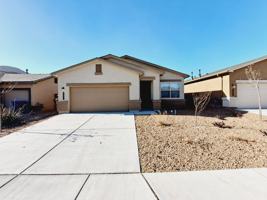 featured image of 801 Desert Sienna Avenue