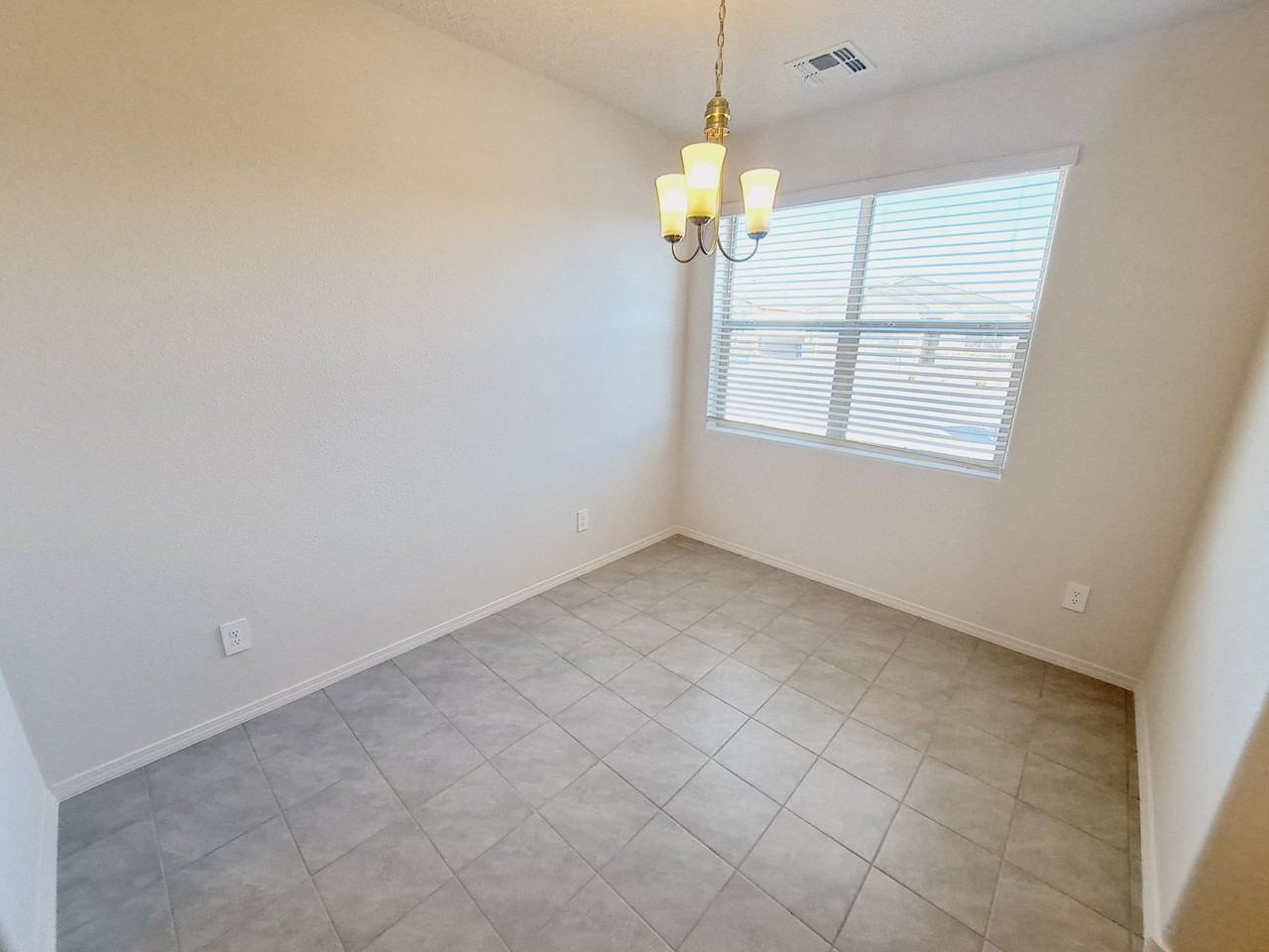 801 Desert Sienna Avenue - Photo 2 of 25