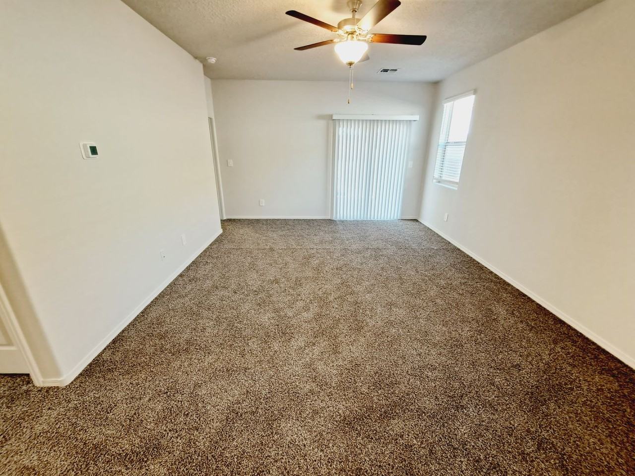 801 Desert Sienna Avenue - Photo 7 of 25