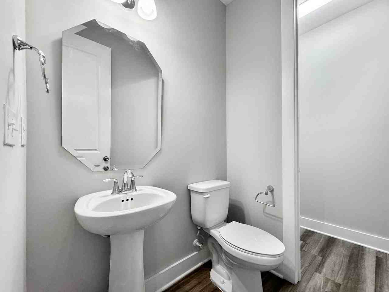 2617 Ensemble Ct - Photo 5 of 39