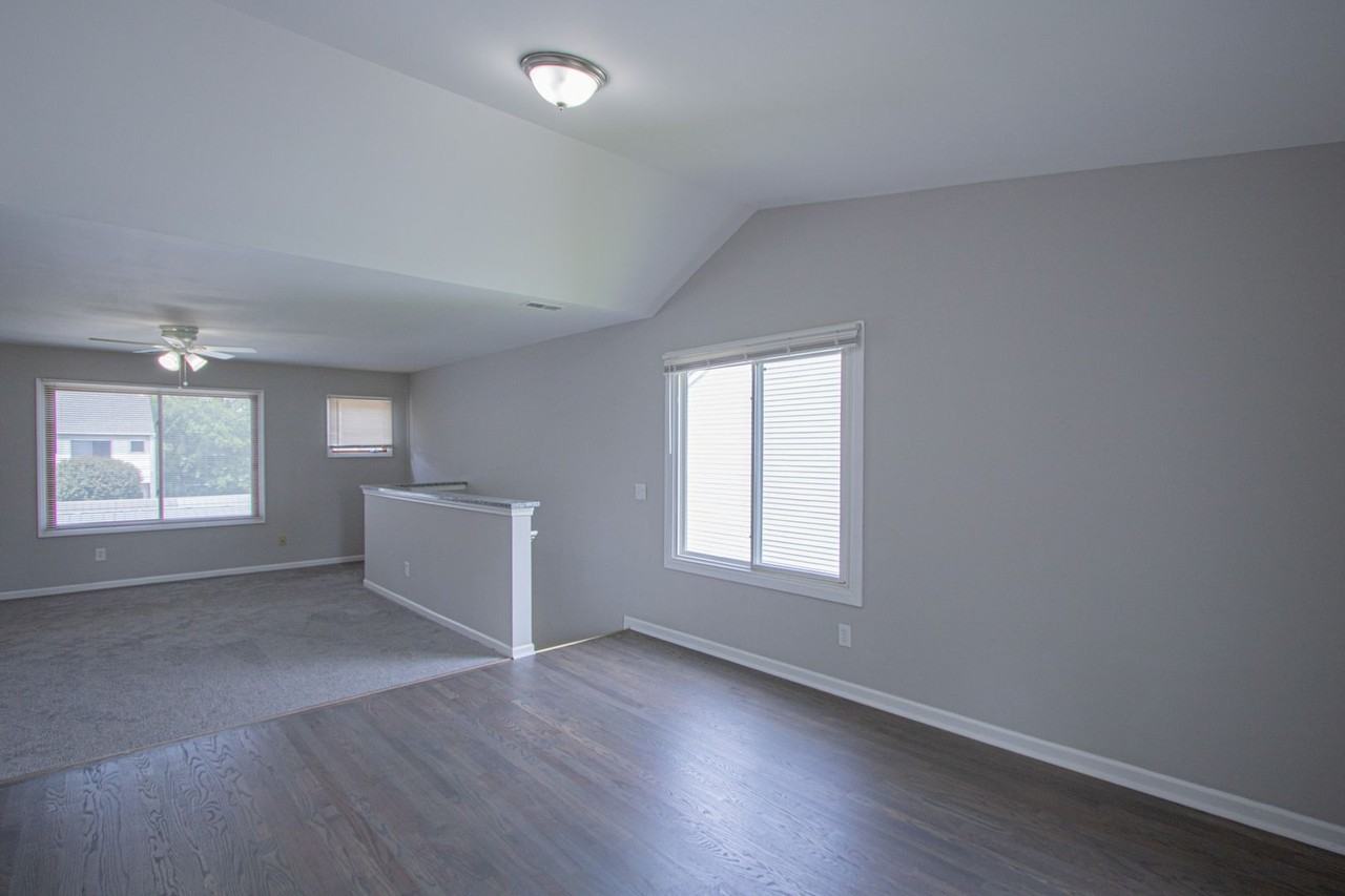 75 Rosebud Ln - Photo 4 of 20