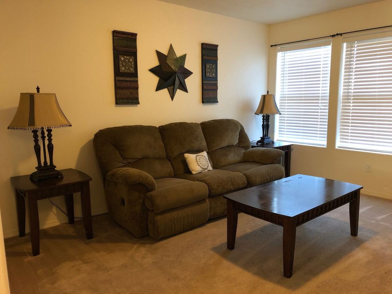 2311 N Juniper Ln - Photo 4 of 18
