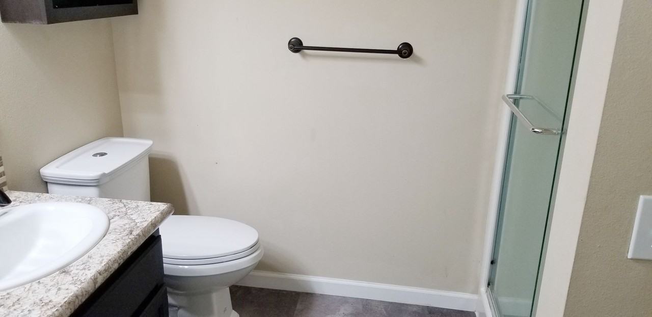 4315 Cedar Ct Se - Photo 6 of 41